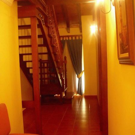 Hostal La Mancha Tarazona de la Mancha Luaran gambar